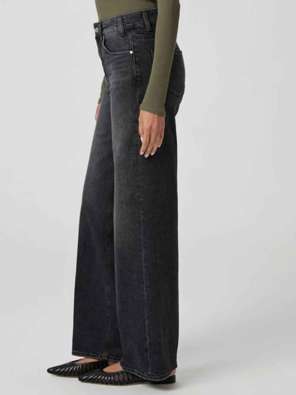 PAIGE NWT | 30" Sasha High-Rise Wide Leg Jean in Viper Black Distressed - Picture 2 of 16